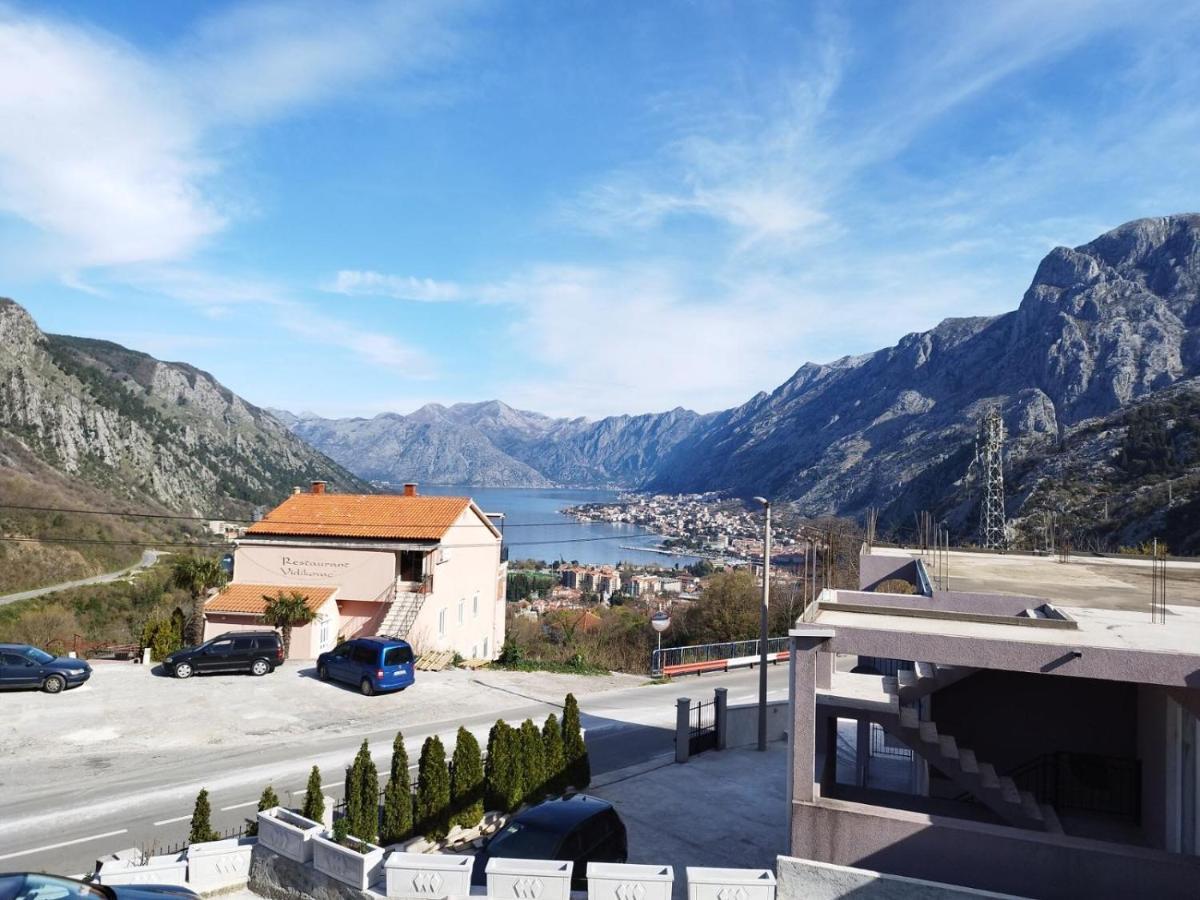 Apartments Boka Pearl Котор Екстер'єр фото