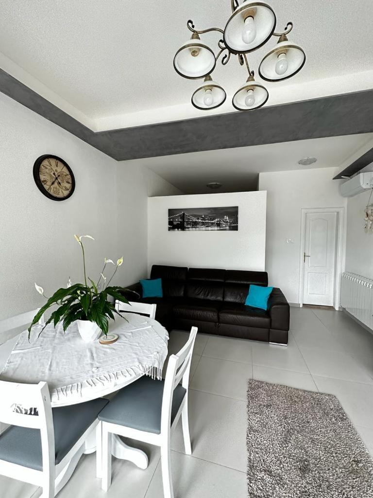 Apartments Boka Pearl Котор Екстер'єр фото