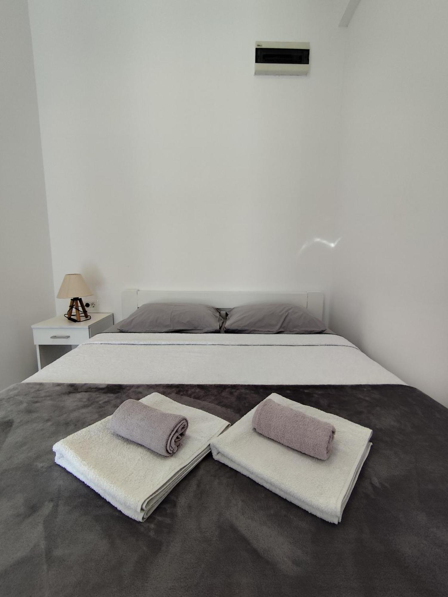 Apartments Boka Pearl Котор Екстер'єр фото